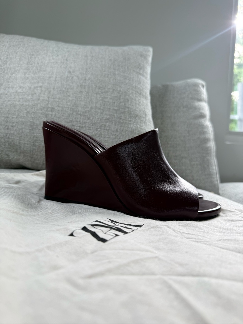 Zara Open-Toe Wedge Slides - Burgundy - Picture 9 of 13
